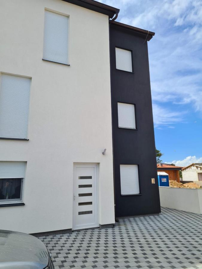 Vila Slavica ヴィル エクステリア 写真